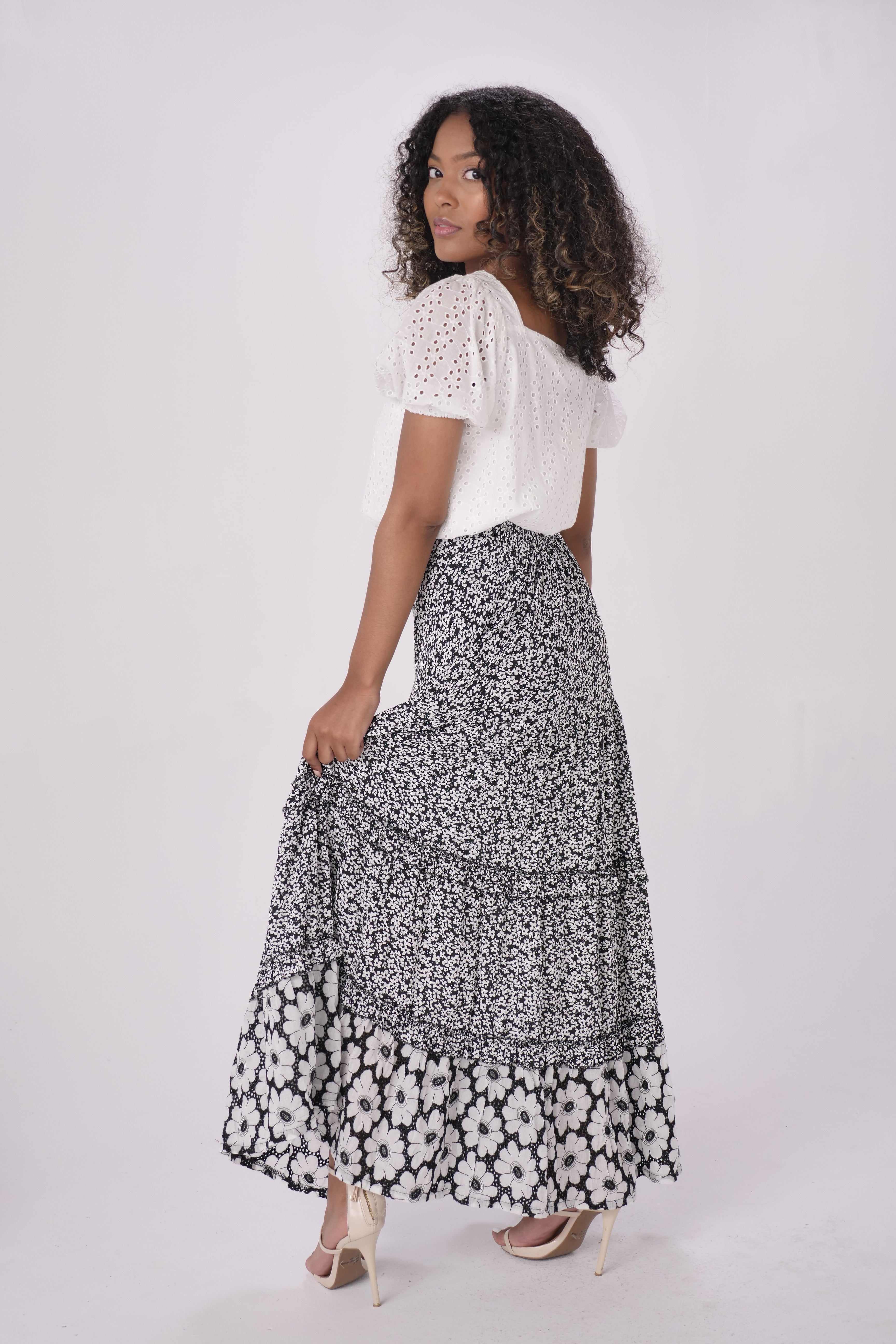 Flowy skirt 3d outlet print